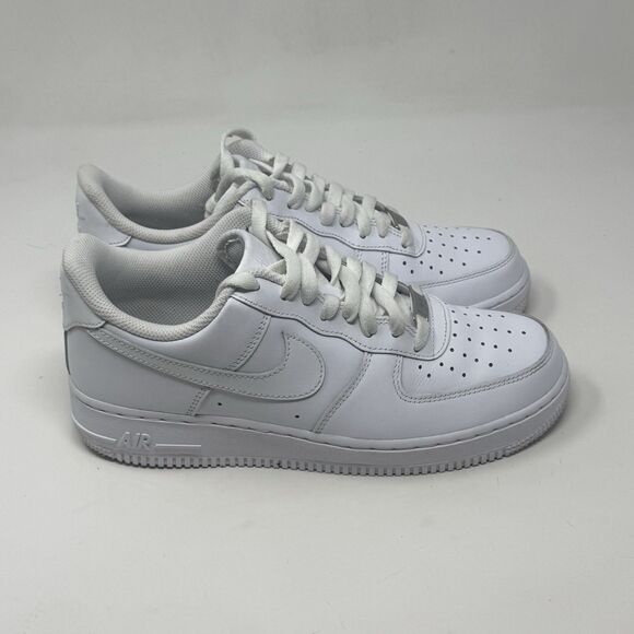 Nike Air Force 1 '07 Low Womens 9 Triple White Leather Athletic Shoes Sneakers - Picture 3 of 16